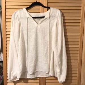 White long sleeve blouse